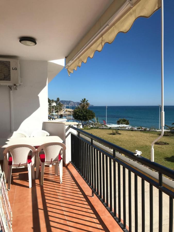 Apartamento A Pie De Playa. Nerja Εξωτερικό φωτογραφία
