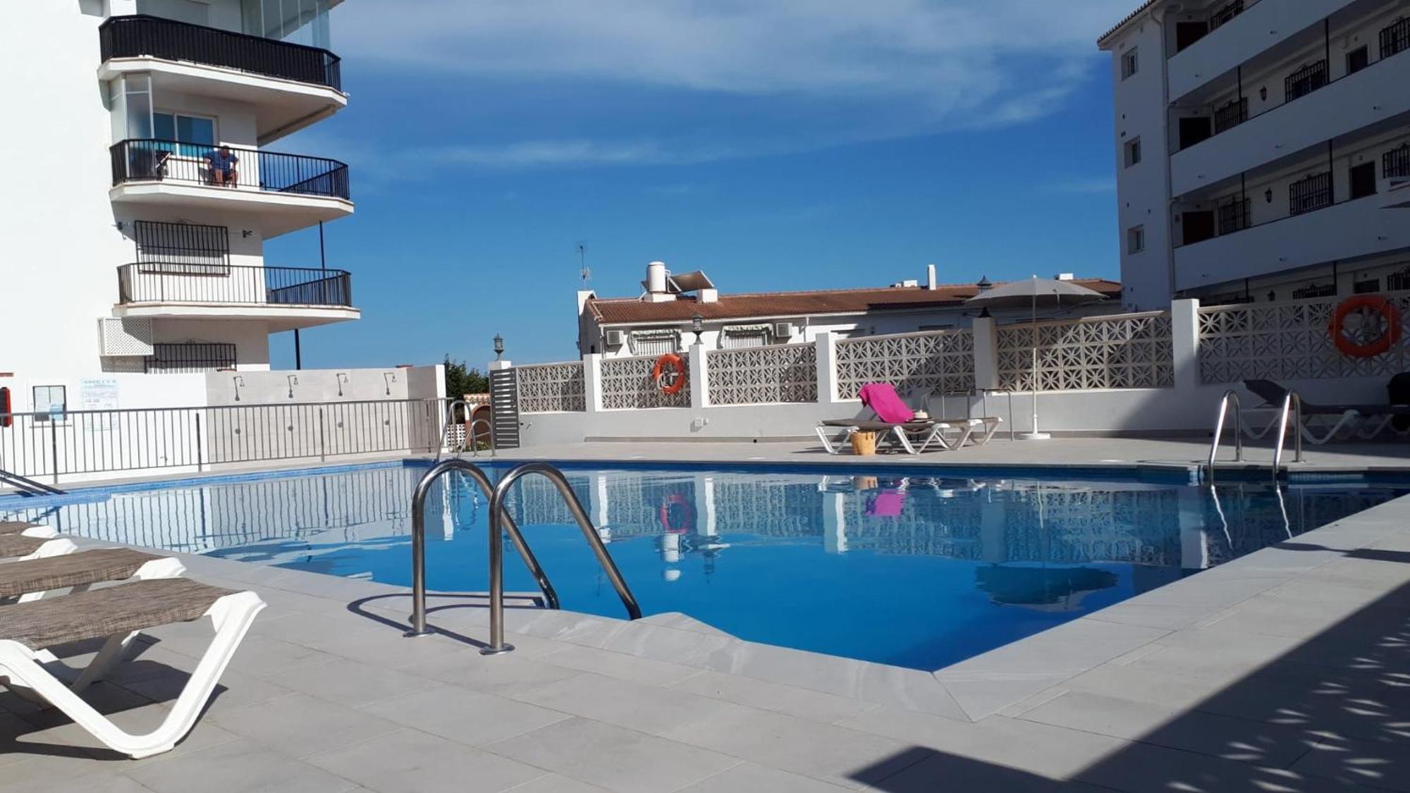 Apartamento A Pie De Playa. Nerja Εξωτερικό φωτογραφία
