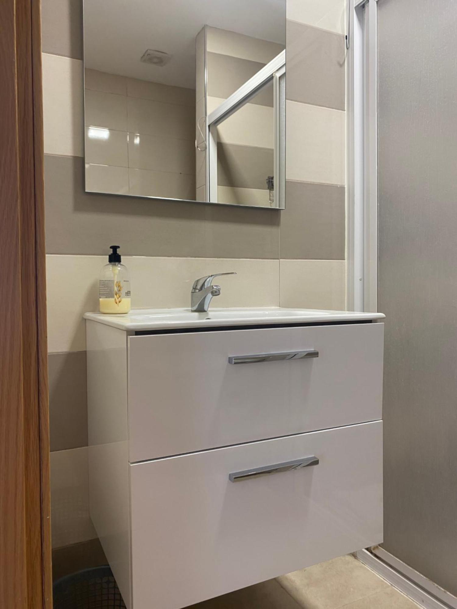 Apartamento A Pie De Playa. Nerja Εξωτερικό φωτογραφία