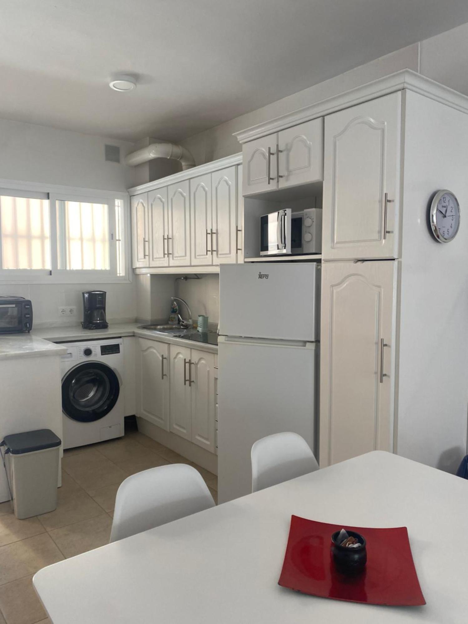 Apartamento A Pie De Playa. Nerja Εξωτερικό φωτογραφία
